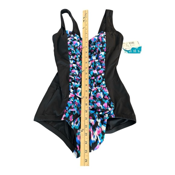 ShapeSolver Women's Shirred Front Princess Seam Girl Leg One-Piece Swimsuit - Picture 3 of 7